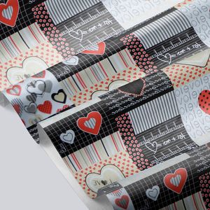 CUBREMESA PLAIN PVC PATCH DE CORAZONES