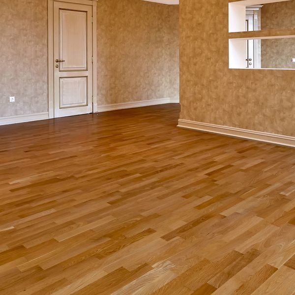 PISO WOOD CASTAÑO CLARO