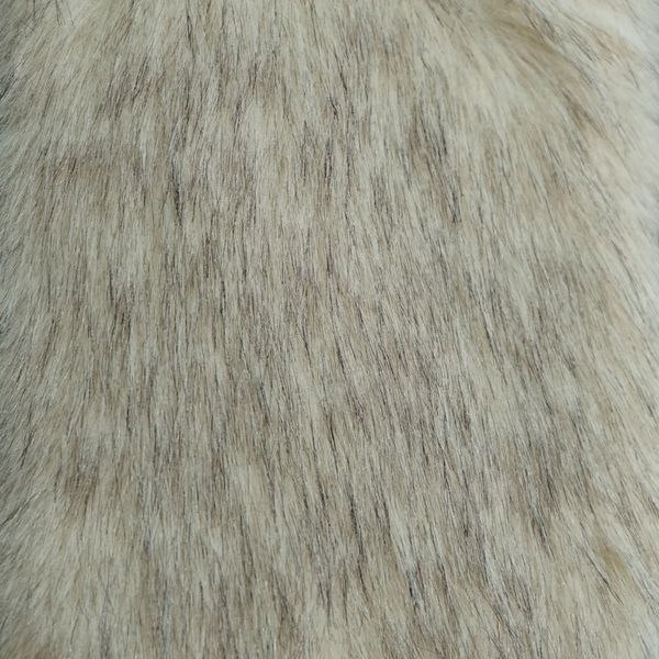 Tela Piel De Lobo Blanco Gris